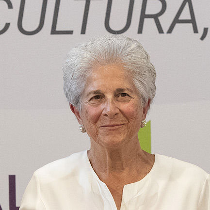 2018. Teresa del Valle Murga
