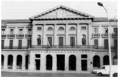 Palacio / Jauregia