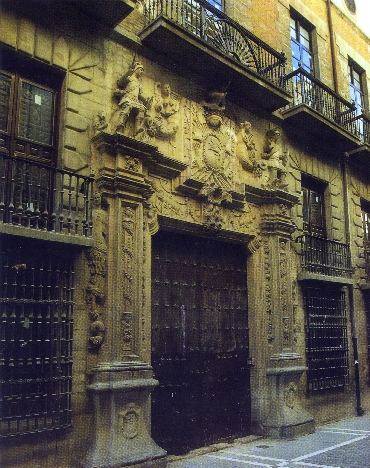 Palacio Ezpeleta en la calle Mayor de Pamplona, sede del Conservatorio