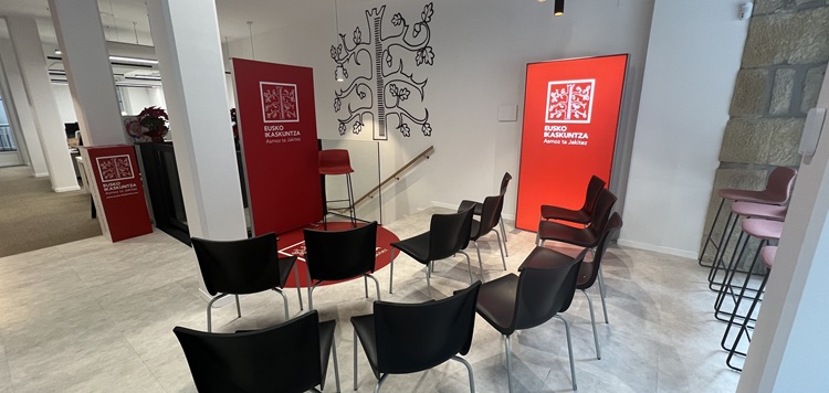 Acto de reconocimiento a las ganadoras de la segunda edici&oacute;n del Programa de Fomento a la Investigaci&oacute;n