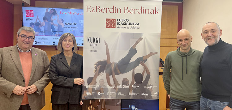 EzBerdin Berdinak llega a Vitoria-Gasteiz en diciembre, fusionando la música con la palabra, para provocar la reflexión