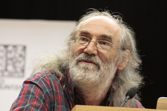 Agoratik ziberplazara: espazio publikoaren dimentsio politikoak, sozialak, kulturalak, digitalak eta ez-digitalak