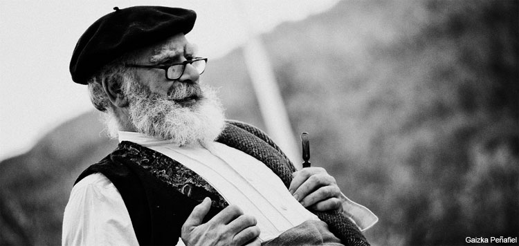 Olentzero hipsterra? Mitoaren errealitateari erreparatuz. Xabier Kerexeta