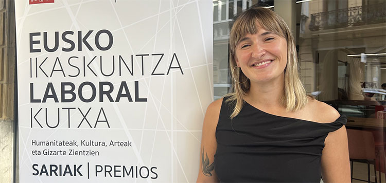 Maddi Alberdi San Martinek irabazi du 2026ko Eusko Ikaskuntza-LABORAL Kutxa Gazte Saria, feminismoari eta euskal nazionalismoari buruzko ikerketarekin