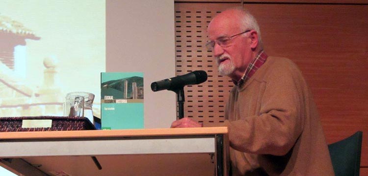 “Euskal Elizaren Historioa” (Histoire de l’Église du Pays basque) : Xipri Arbelbide.